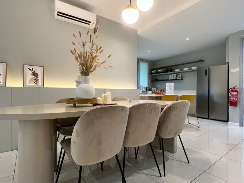 Kediaman Servis untuk Dijual di Tuju Residences - Shawn Kuan - Dining Room - PropertyGuru.com.my