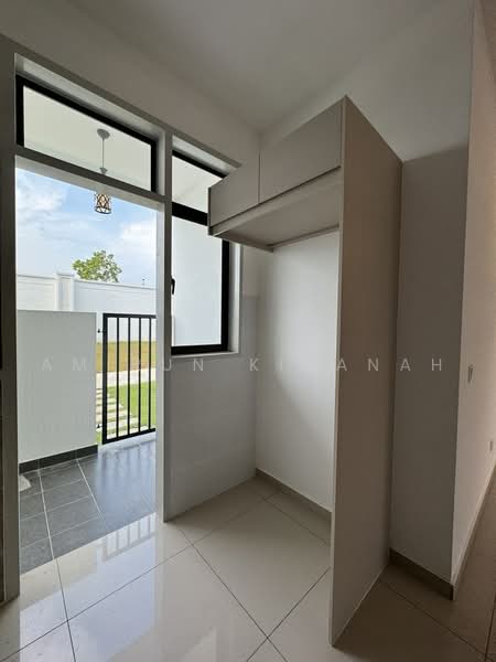 Townhouse for Sale in Eco Grandeur (Puncak Alam) - Amirun Kinanah - Entrance - PropertyGuru.com.my