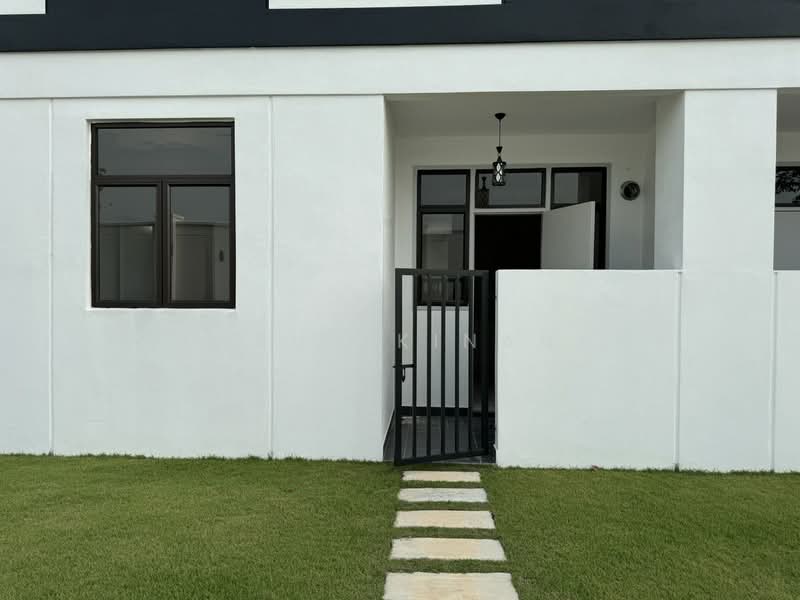 Townhouse for Sale in Eco Grandeur (Puncak Alam) - Amirun Kinanah - Exterior - PropertyGuru.com.my