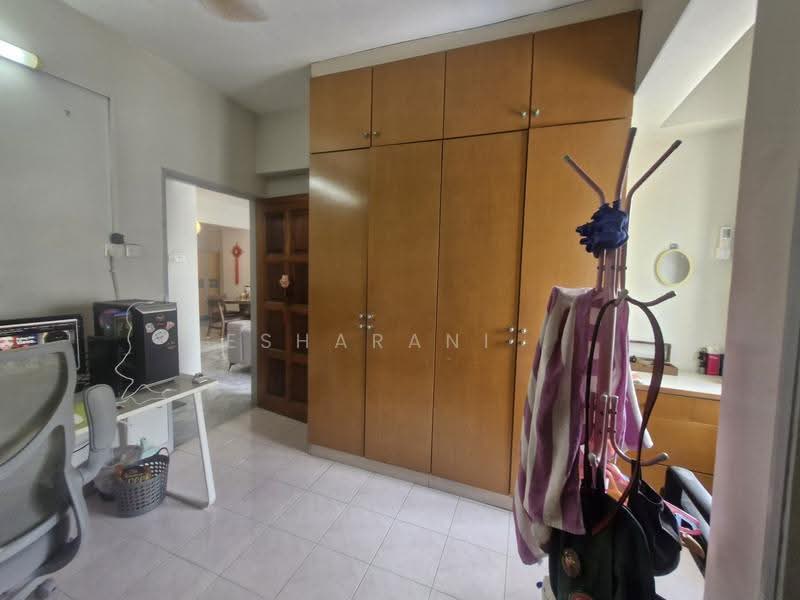 Condominium for Sale at Meadow Park 2 - Esharani . - Interior - PropertyGuru.com.my