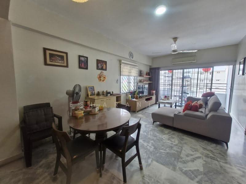 Condominium for Sale at Meadow Park 2 - Esharani . - Living Room - PropertyGuru.com.my