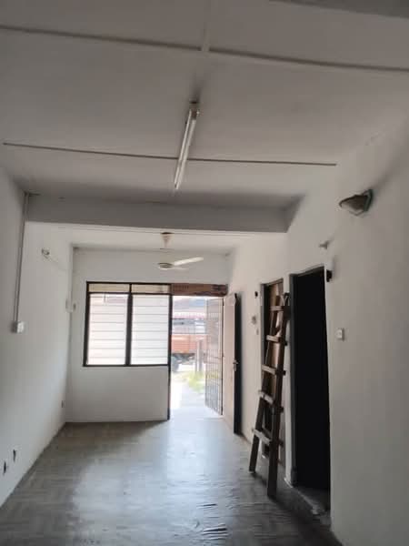 1-storey Terraced House for Sale in Taman Pinji Mewah (Ipoh) - Tee Pony - Interior - PropertyGuru.com.my