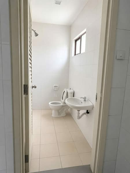Bungalow House for Sale in Jade Hills (Kajang) - Elaine Loke - Bathroom - PropertyGuru.com.my