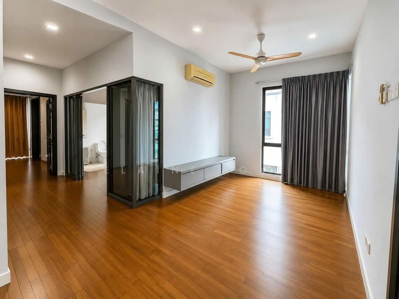 Bungalow House for Sale in Jade Hills (Kajang) - Elaine Loke - Living Room - PropertyGuru.com.my