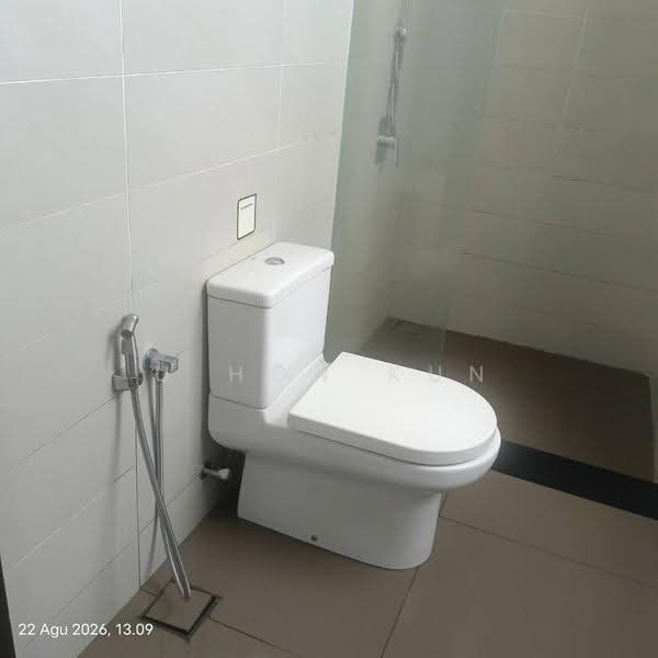 Rumah Teres untuk Disewa di Medini (Iskandar Puteri (Nusajaya)) - U Hon Kun - Bathroom - PropertyGuru.com.my