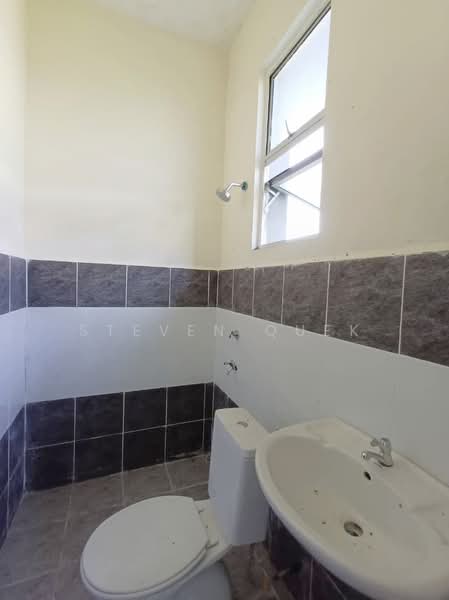 Rumah Teres 2-Tingkat untuk Dijual di Tuaran (Sabah) - Steven Quek - Bathroom - PropertyGuru.com.my