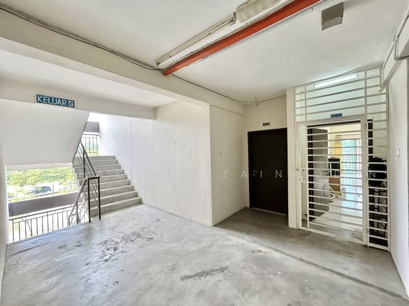 Apartment for Sale at Residensi Warnasari 2 - NORFADILAH ZAINUDDIN - Entrance - PropertyGuru.com.my