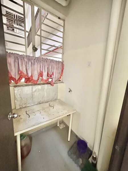 Apartment for Sale at Residensi Warnasari 2 - NORFADILAH ZAINUDDIN - Interior - PropertyGuru.com.my
