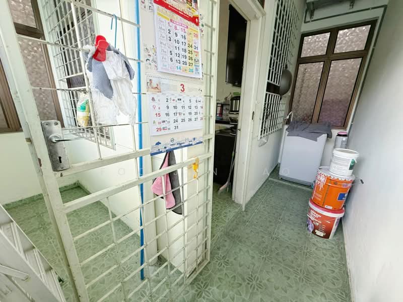 1-storey Terraced House for Sale in Taman Daya (Johor Bahru) - Foo Jun Tao - Balcony - PropertyGuru.com.my