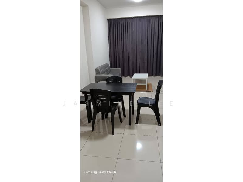 Kediaman Servis untuk Disewa di Arnica @ Tropicana Gardens - Jasmine Lee - Living Room - PropertyGuru.com.my