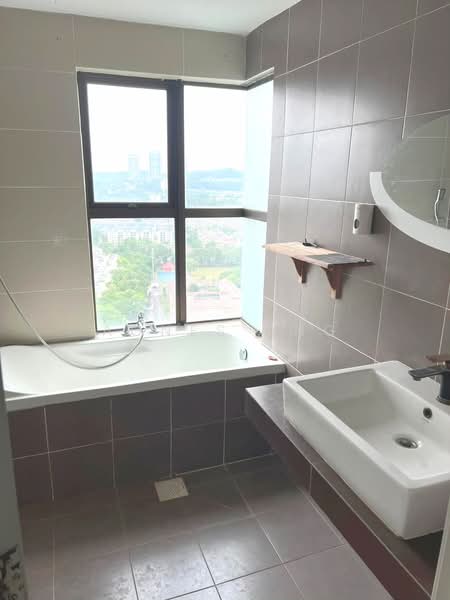 Kondominium untuk Disewa di Atmosfera Kondominium - Agnes Ang - Bathroom - PropertyGuru.com.my