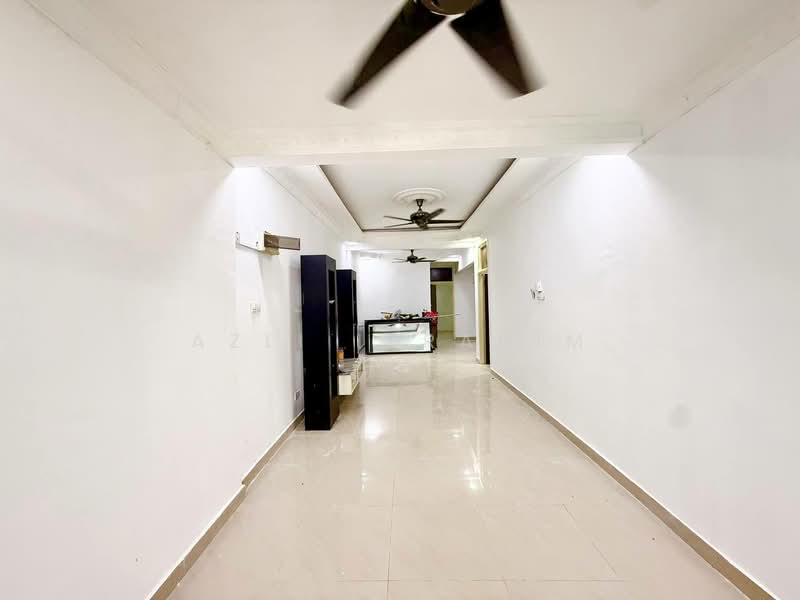 Rumah Teres 1-Tingkat untuk Dijual di Taman Semenyih Indah (Semenyih) - Azli Ibrahim - Interior - PropertyGuru.com.my