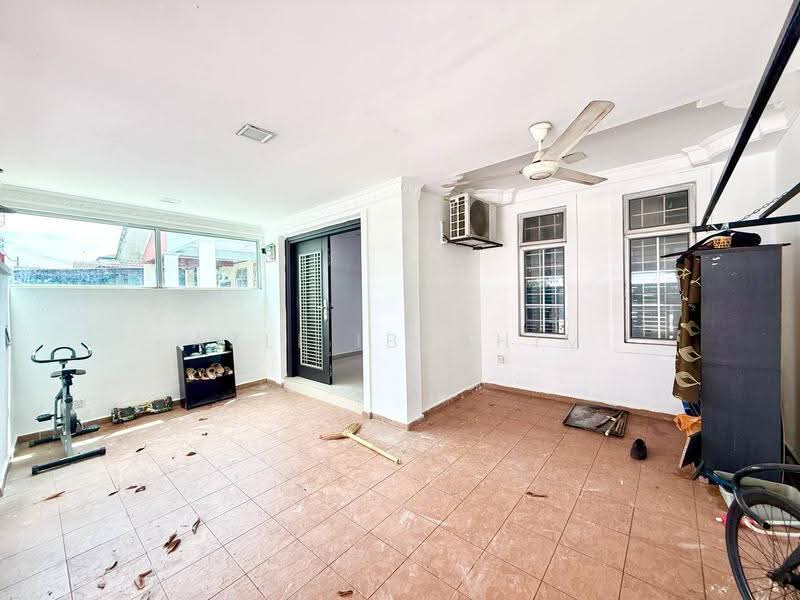 Rumah Teres 1-Tingkat untuk Dijual di Taman Semenyih Indah (Semenyih) - Azli Ibrahim - Exterior - PropertyGuru.com.my