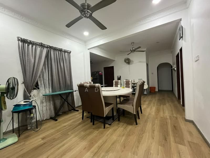 Rumah Berkembar untuk Dijual di Taman Ria Jaya (Sungai Petani) - Wadie . - Dining Room - PropertyGuru.com.my