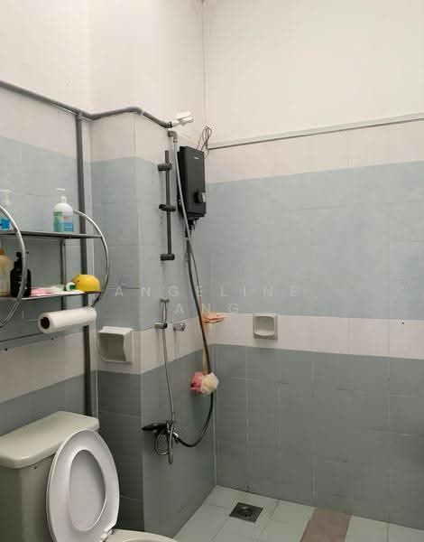 2-storey Terraced House for Sale in Usj 9 (Subang Jaya) - ANGELINE ANG - Bathroom - PropertyGuru.com.my
