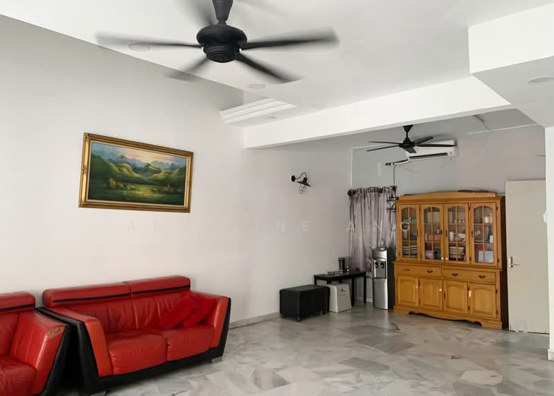 2-storey Terraced House for Sale in Usj 9 (Subang Jaya) - ANGELINE ANG - Living Room - PropertyGuru.com.my