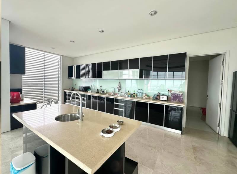 Kondominium untuk Disewa di 8 Gurney (The Shore Condominium) - Jas Ang - Kitchen - PropertyGuru.com.my