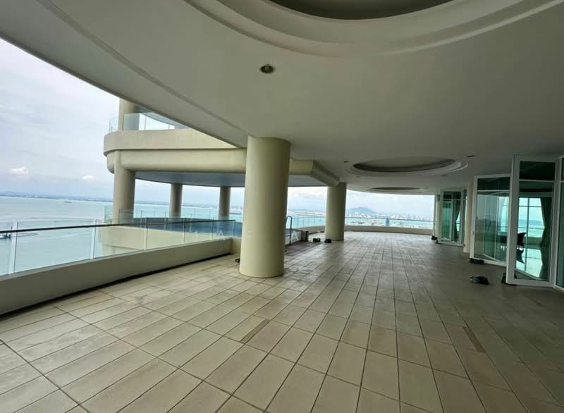 Kondominium untuk Disewa di 8 Gurney (The Shore Condominium) - Jas Ang - Balcony - PropertyGuru.com.my