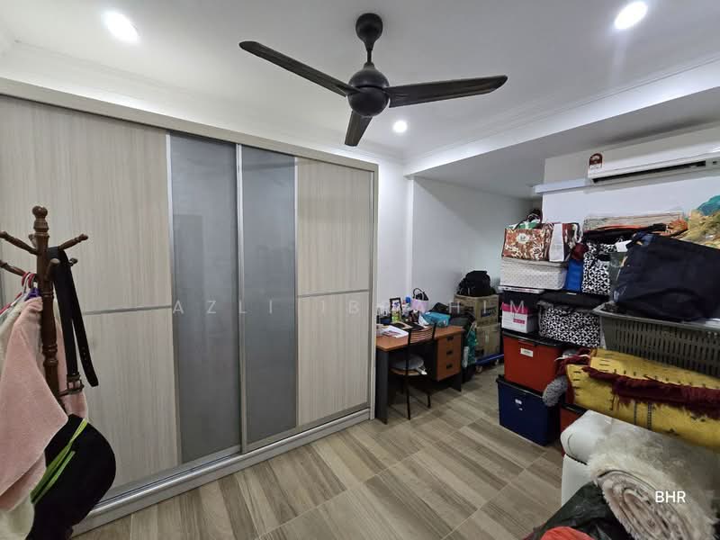 Rumah Teres 2-Tingkat untuk Dijual di Bandar Seri Putra (Bangi) - Azli Ibrahim - Bedroom - PropertyGuru.com.my