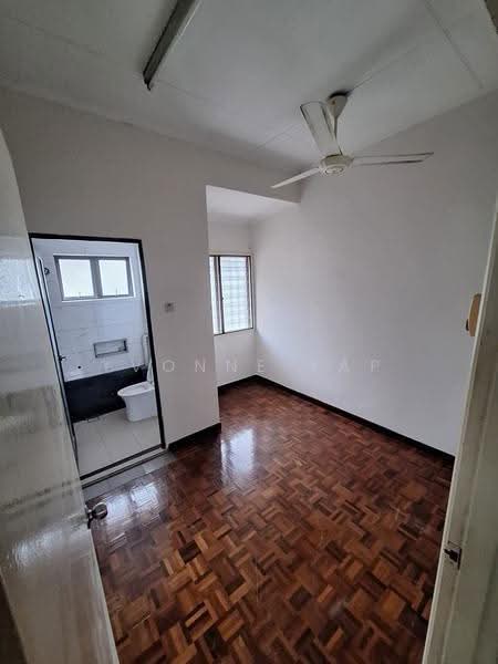 Rumah Teres 2-Tingkat untuk Dijual di Usj 14 (Subang Jaya) - Yvonne Yap - Bathroom - PropertyGuru.com.my