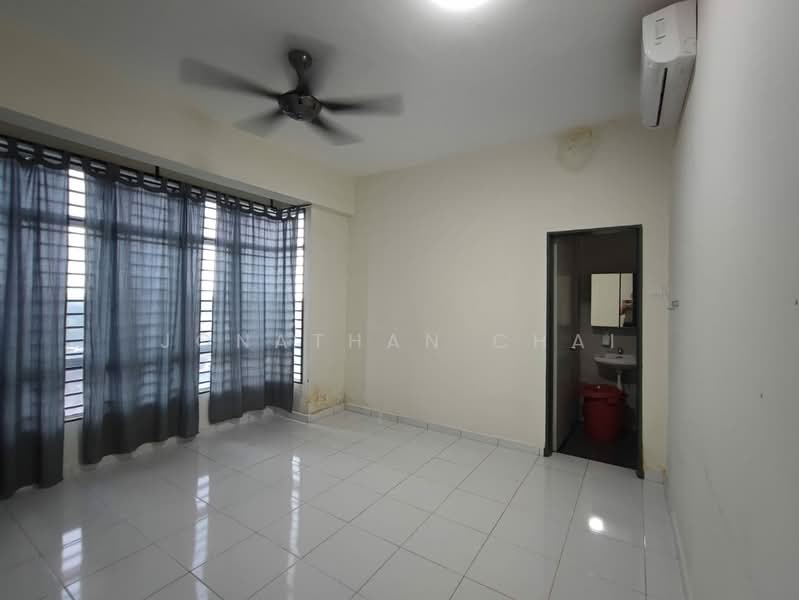 Apartment for Sale at Pangsapuri Damai - Jonathan Chai - Living Room - PropertyGuru.com.my