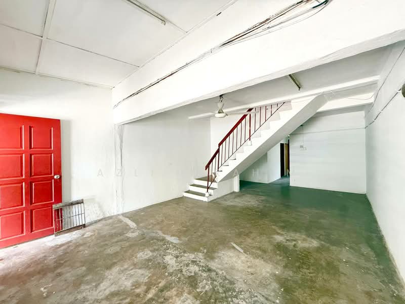 Rumah Teres 2-Tingkat untuk Dijual di Taman Sri Semenyih (Semenyih) - Azli Ibrahim - Interior - PropertyGuru.com.my