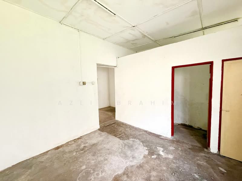 Rumah Teres 2-Tingkat untuk Dijual di Taman Sri Semenyih (Semenyih) - Azli Ibrahim - Interior - PropertyGuru.com.my