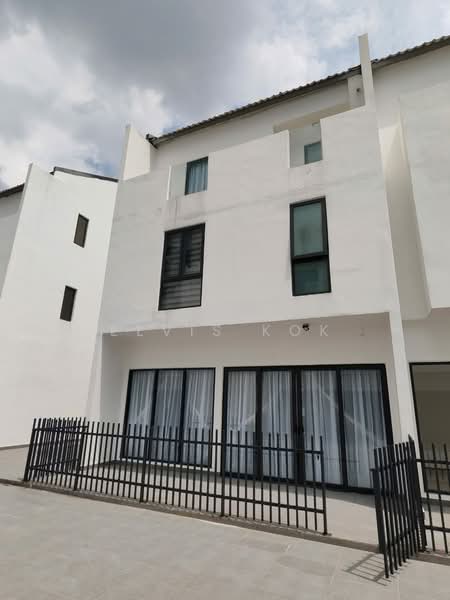 Rumah Teres 3-Tingkat untuk Disewa di Damansara Perdana (Selangor) - Elvis Kok - Exterior - PropertyGuru.com.my