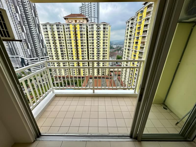 Condominium for Sale at Platinum Lake PV 10 - Yanny Siow - Balcony - PropertyGuru.com.my