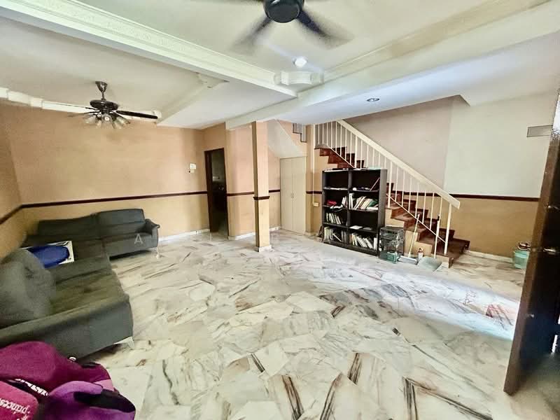 Rumah Teres 2-Tingkat untuk Dijual di Saujana Impian (Kajang) - Azli Ibrahim - Living Room - PropertyGuru.com.my