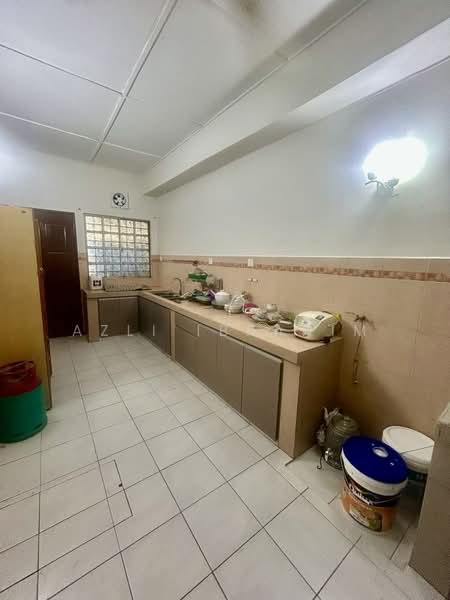 Rumah Teres 2-Tingkat untuk Dijual di Saujana Impian (Kajang) - Azli Ibrahim - Kitchen - PropertyGuru.com.my