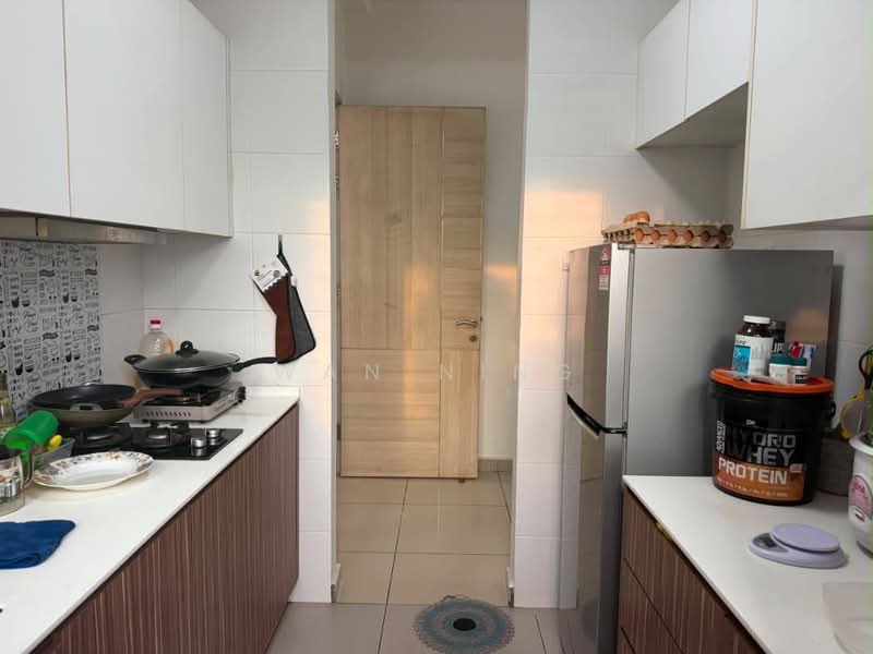 Kediaman Servis untuk Dijual di Seasons Amara Larkin - Wan Ning - Kitchen - PropertyGuru.com.my