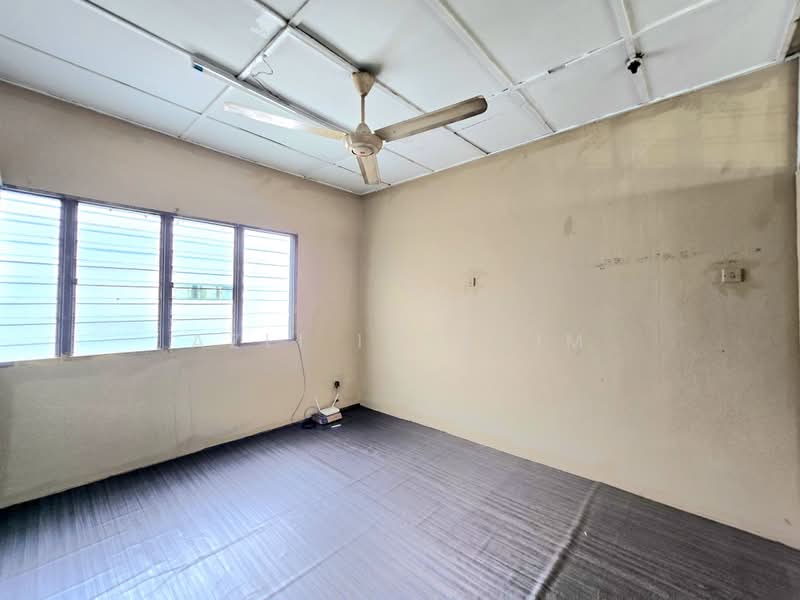 Rumah Teres 2-Tingkat untuk Dijual di Taman Dagang Jaya (Ampang) - Azli Ibrahim - Interior - PropertyGuru.com.my