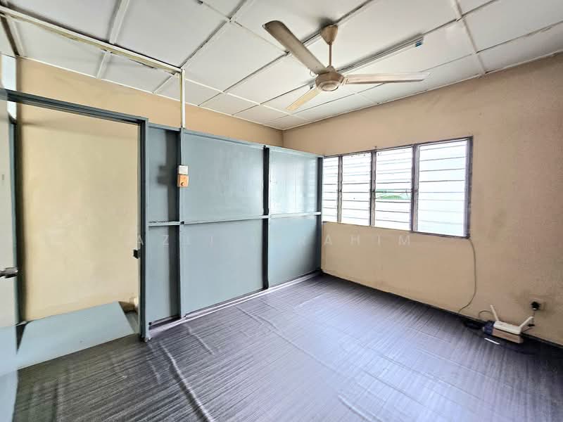 Rumah Teres 2-Tingkat untuk Dijual di Taman Dagang Jaya (Ampang) - Azli Ibrahim - Interior - PropertyGuru.com.my