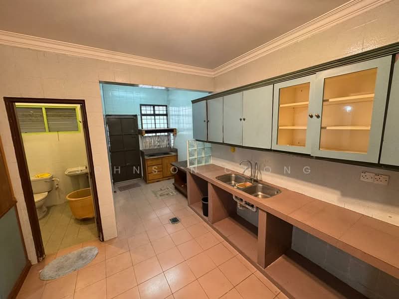2-storey Terraced House for Sale in Taman Sri Skudai (Skudai) - Johnson Chong - Kitchen - PropertyGuru.com.my