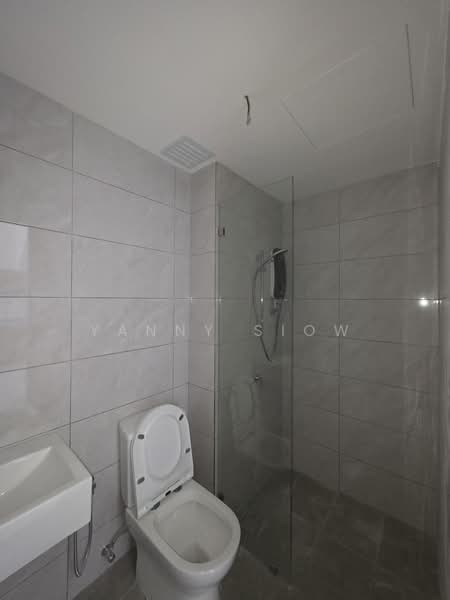 Service Residence for Rent at Altris Residences @ The Quartz WM - Yanny Siow - Bathroom - PropertyGuru.com.my