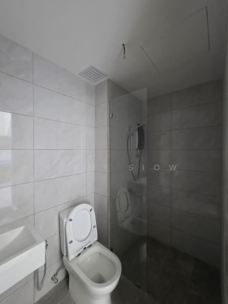 Service Residence for Rent at Altris Residences @ The Quartz WM - Yanny Siow - Bathroom - PropertyGuru.com.my