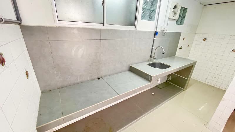 2.5-storey Terraced House for Sale in Taman Sri Sinar (Segambut) - Azli Ibrahim - Kitchen - PropertyGuru.com.my