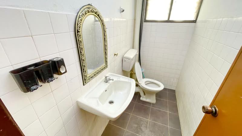 2.5-storey Terraced House for Sale in Taman Sri Sinar (Segambut) - Azli Ibrahim - Bathroom - PropertyGuru.com.my