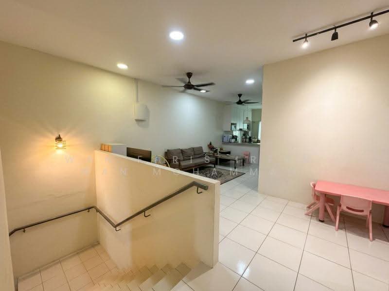 Townhouse for Sale in Cybersouth (Dengkil) - Wan Faris Irfan Wan Mohammad - Living Room - PropertyGuru.com.my