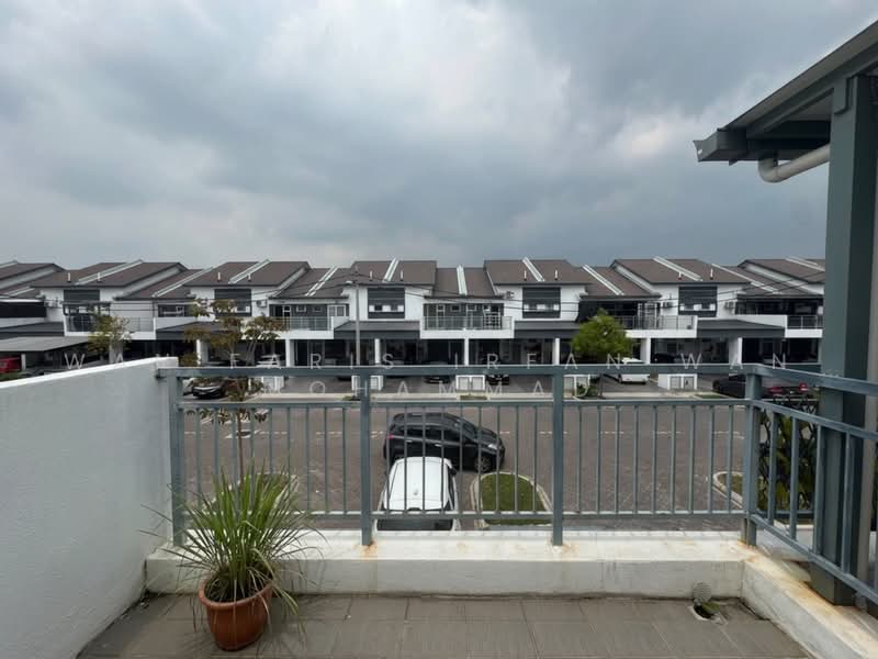 Townhouse for Sale in Cybersouth (Dengkil) - Wan Faris Irfan Wan Mohammad - Exterior - PropertyGuru.com.my