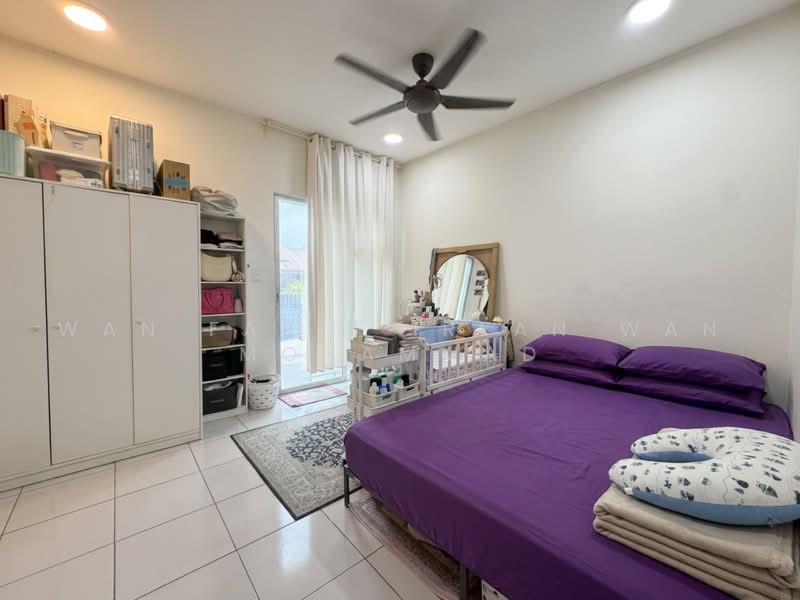 Townhouse for Sale in Cybersouth (Dengkil) - Wan Faris Irfan Wan Mohammad - Bedroom - PropertyGuru.com.my