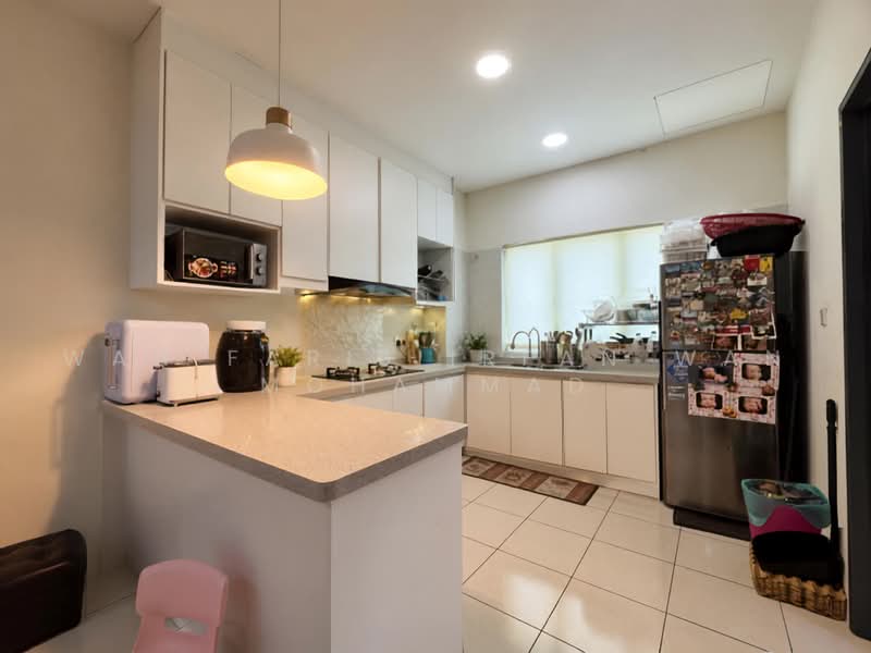 Townhouse for Sale in Cybersouth (Dengkil) - Wan Faris Irfan Wan Mohammad - Kitchen - PropertyGuru.com.my