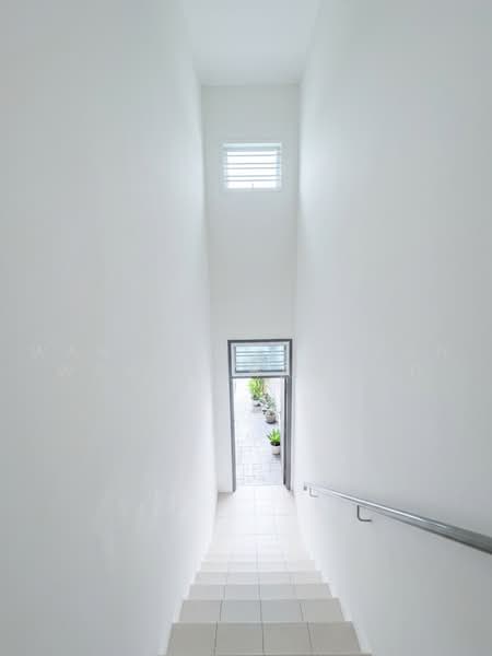 Townhouse for Sale in Cybersouth (Dengkil) - Wan Faris Irfan Wan Mohammad - Corridor - PropertyGuru.com.my