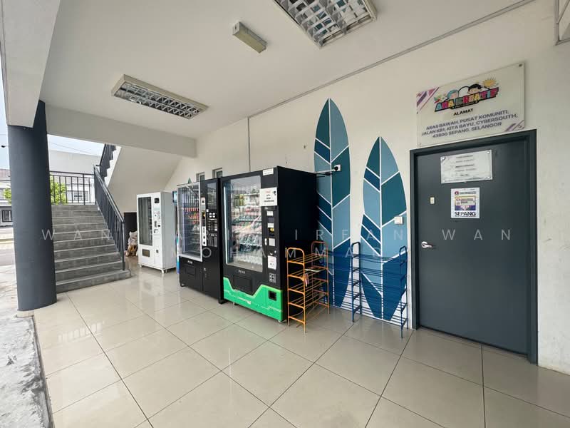 Townhouse for Sale in Cybersouth (Dengkil) - Wan Faris Irfan Wan Mohammad - Exterior - PropertyGuru.com.my