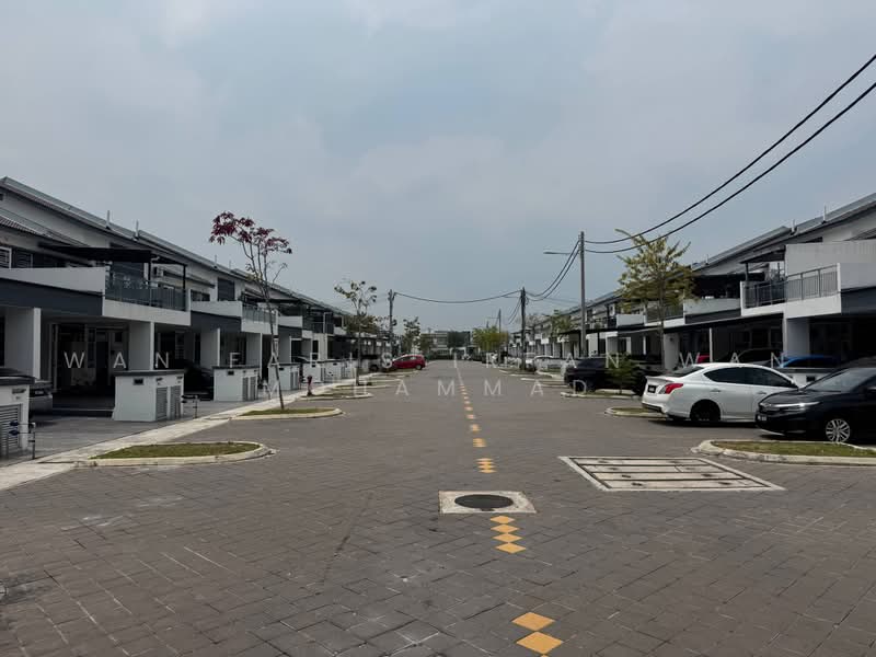 Townhouse for Sale in Cybersouth (Dengkil) - Wan Faris Irfan Wan Mohammad - Exterior - PropertyGuru.com.my