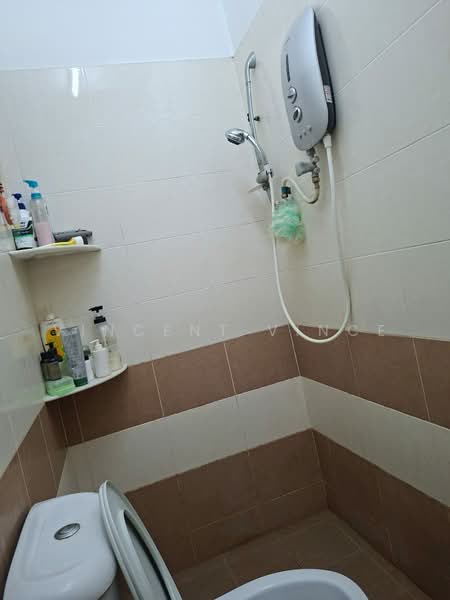Rumah Teres 2-Tingkat untuk Disewa di Sri Petaling (Kuala Lumpur) - Vincent Vince - Bathroom - PropertyGuru.com.my