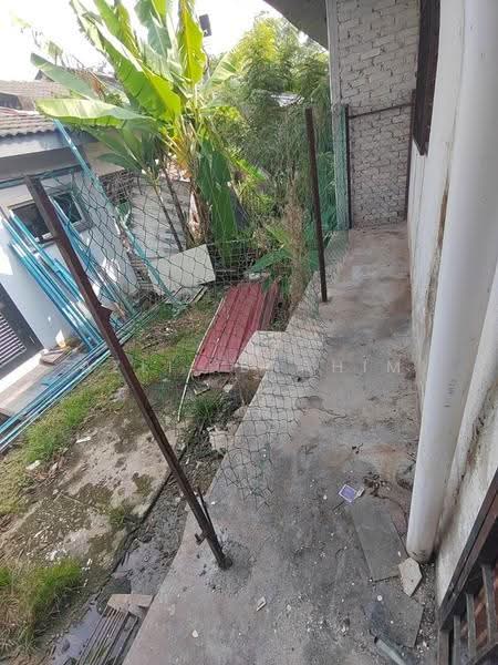 Rumah Teres 1-Tingkat untuk Dijual di Bandar Rinching Seksyen 1 (Semenyih) - Azli Ibrahim - Exterior - PropertyGuru.com.my