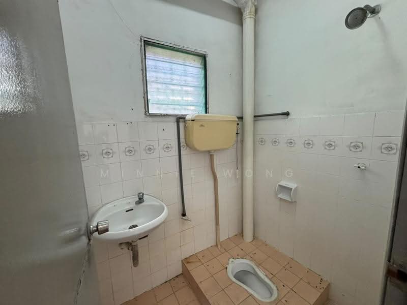 2-storey Terraced House for Sale in Bukit Sentosa (Rawang) - Minnie Wong - Bathroom - PropertyGuru.com.my