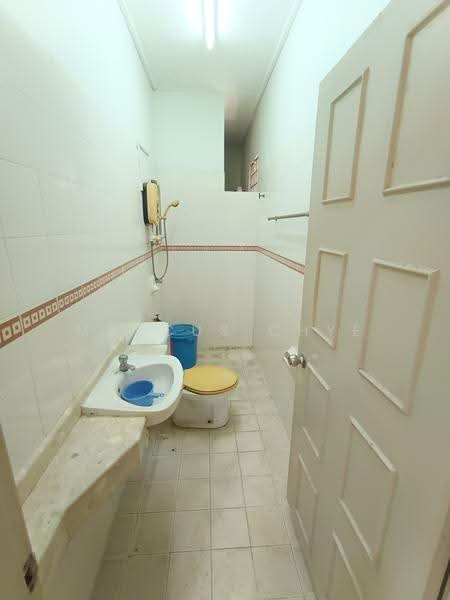 Rumah Berkembar untuk Dijual di Ampang (Selangor) - Marcus Chye - Bathroom - PropertyGuru.com.my